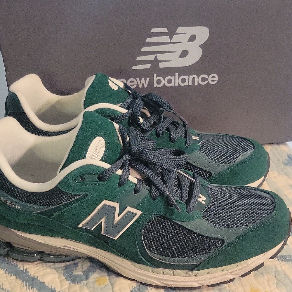 New Balance Men's Dark Green and White Sneakers